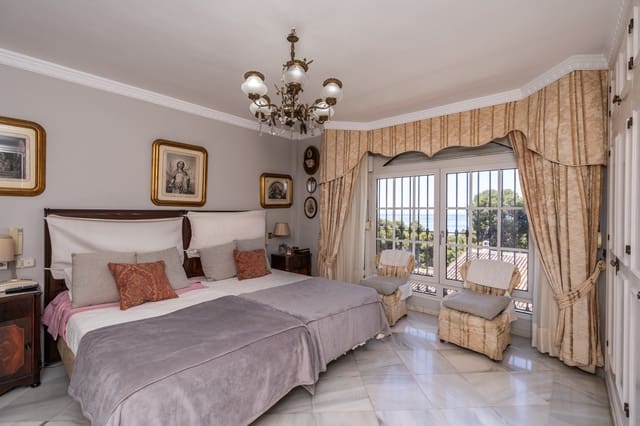 6 slaapkamer Villa te koop in Seghers, Estepona met zwembad garage - € 3.800.000 (Ref: 9009832)