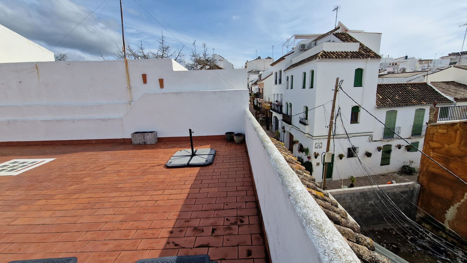 Casa de 3 habitaciones en Estepona en venta con garaje - 595.000 € (Ref: 9041617)