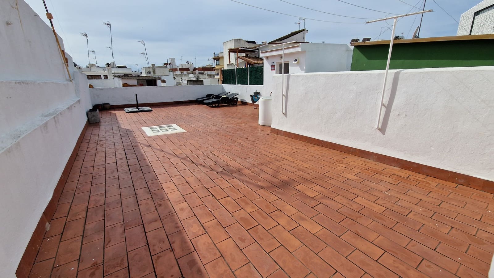 Casa de 3 habitaciones en Estepona en venta con garaje - 595.000 € (Ref: 9041617)