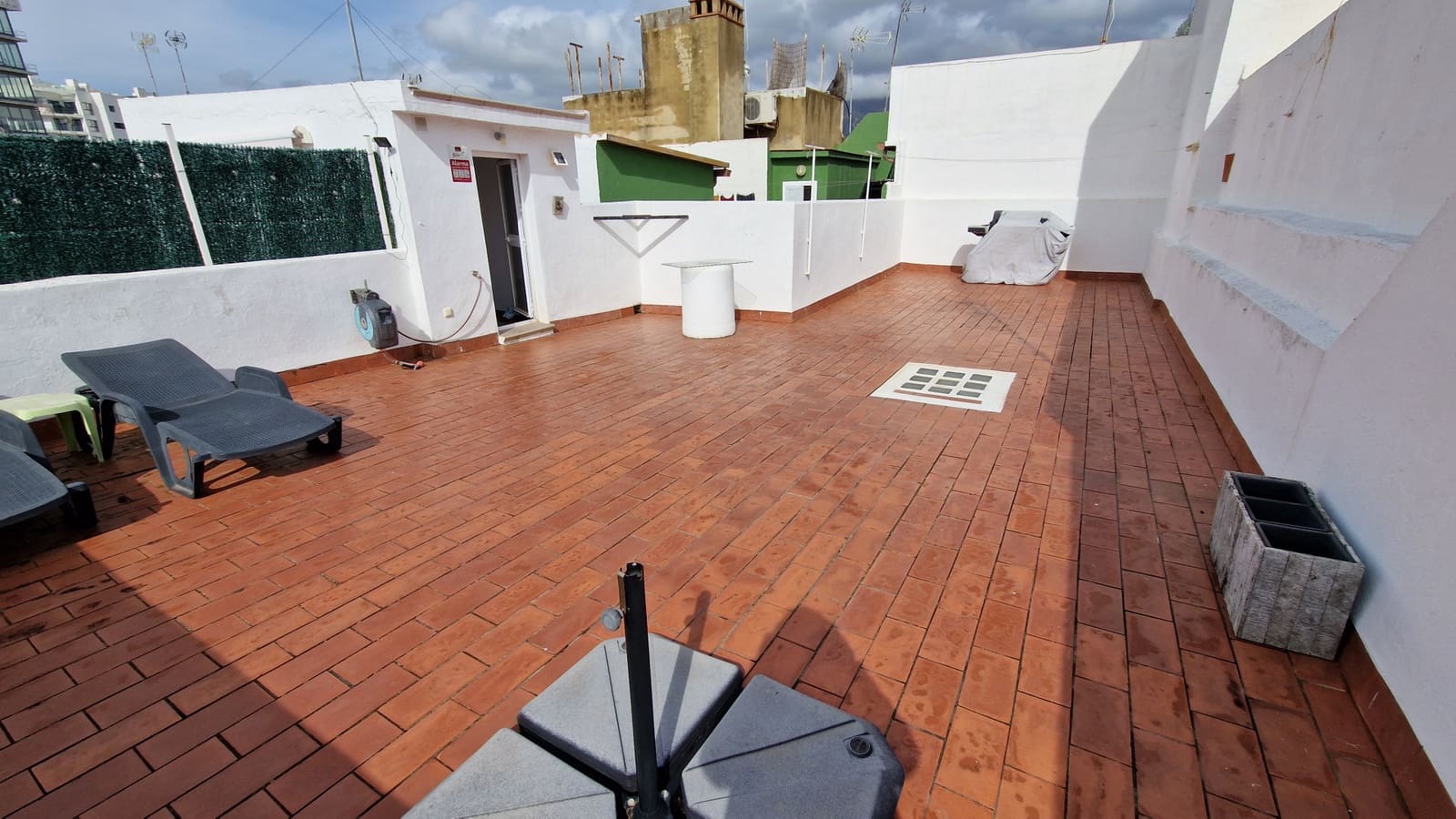 Casa de 3 habitaciones en Estepona en venta con garaje - 595.000 € (Ref: 9041617)