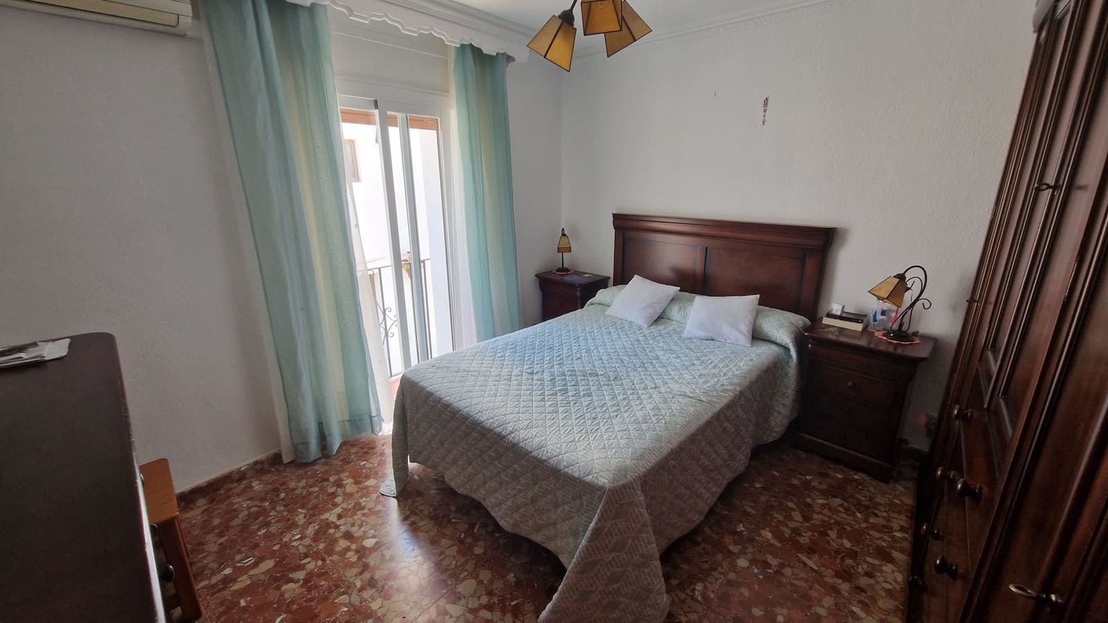 4 makuuhuone Omakotitalo myytävänä paikassa Estepona - 700 000 € (Ref: 9044792)