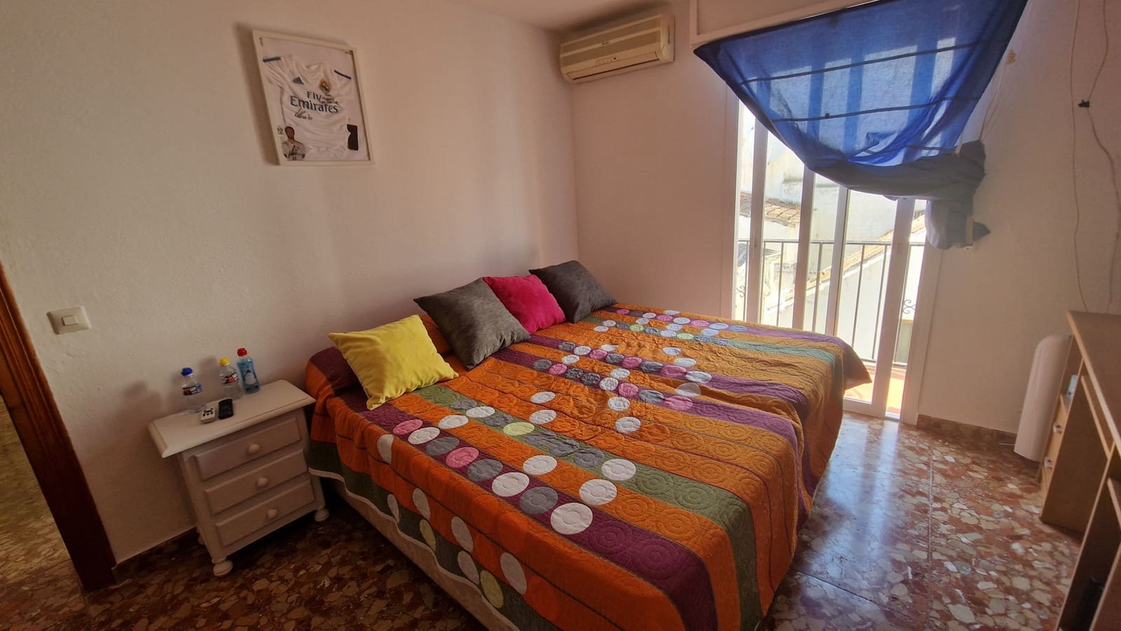 4 makuuhuone Omakotitalo myytävänä paikassa Estepona - 700 000 € (Ref: 9044792)