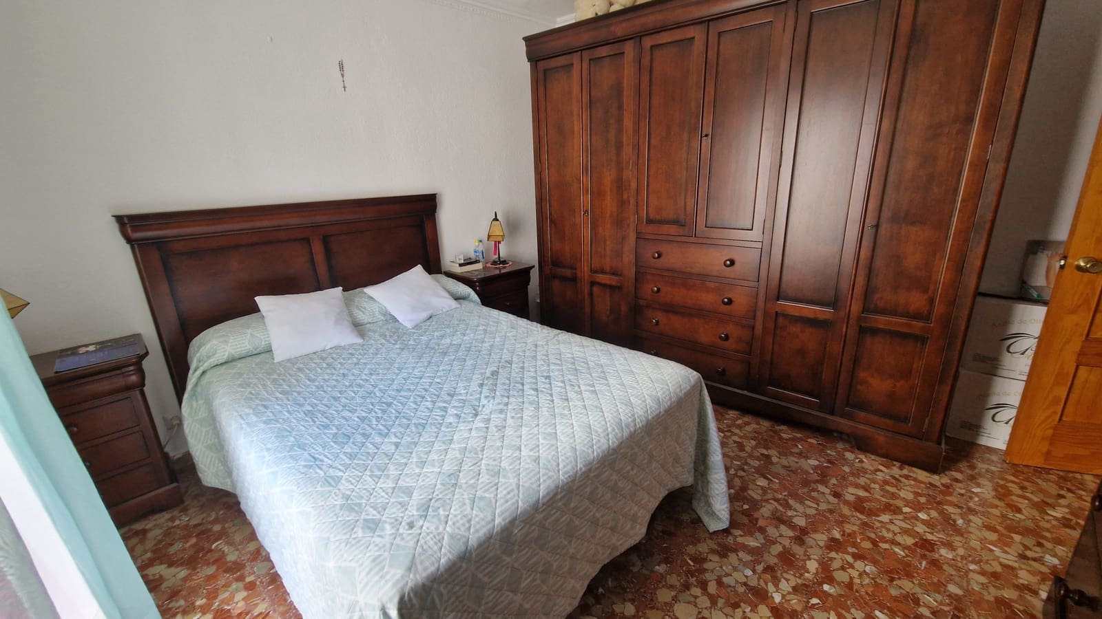 4 makuuhuone Omakotitalo myytävänä paikassa Estepona - 700 000 € (Ref: 9044792)