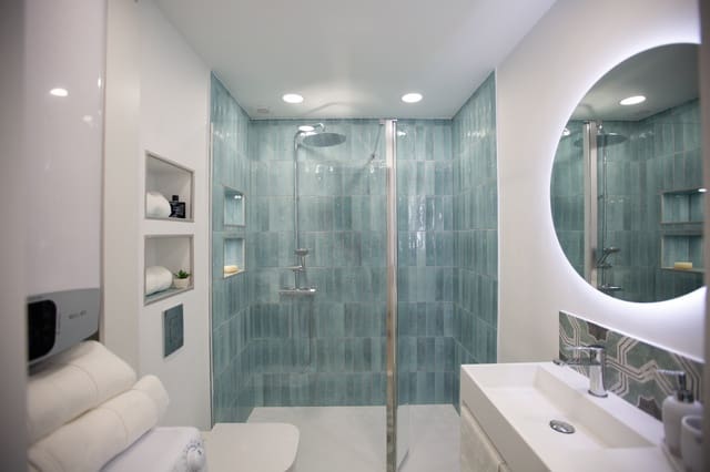 Studio for sale in Estepona with pool - € 238,000 (Ref: 9058638)