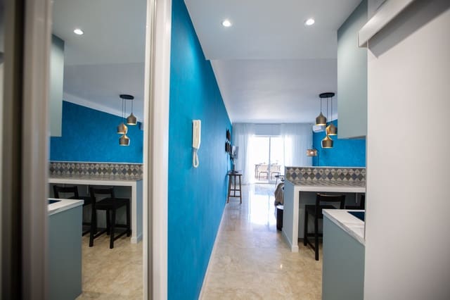 Studio for sale in Estepona with pool - € 238,000 (Ref: 9058638)