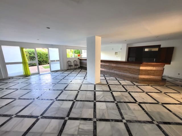 1 soveværelse Erhverv til salg i Estepona - € 375.000 (Ref: 9097270)