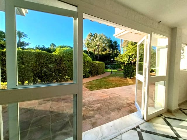 1 soveværelse Erhverv til salg i Estepona - € 375.000 (Ref: 9097270)