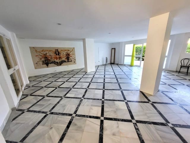 1 soverom Kommersiell til salgs i Bahía Dorada, Estepona - € 375 000 (Ref: 9097270)