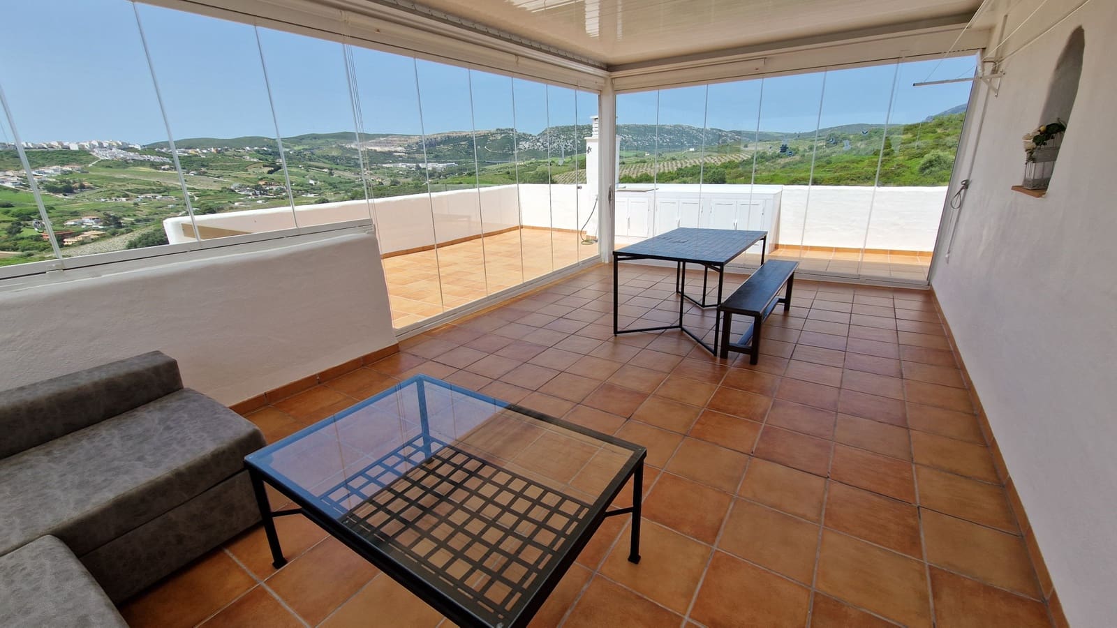 2 bedroom Penthouse for sale in Casares with pool garage - € 499,000 (Ref: 9097271)