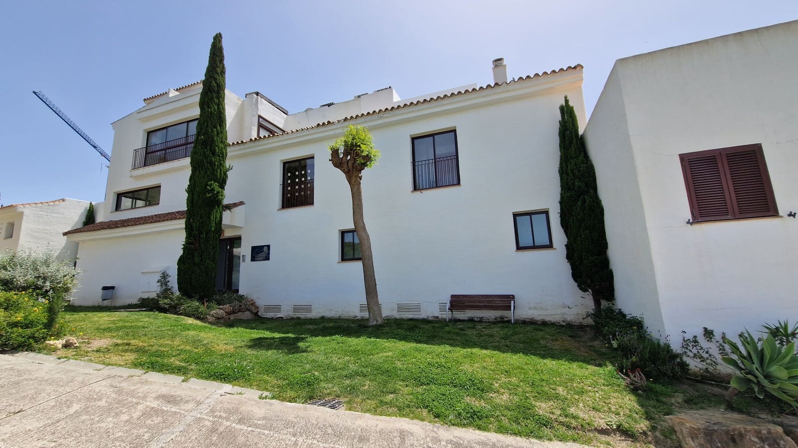 2 bedroom Penthouse for sale in Casares with pool garage - € 499,000 (Ref: 9097271)