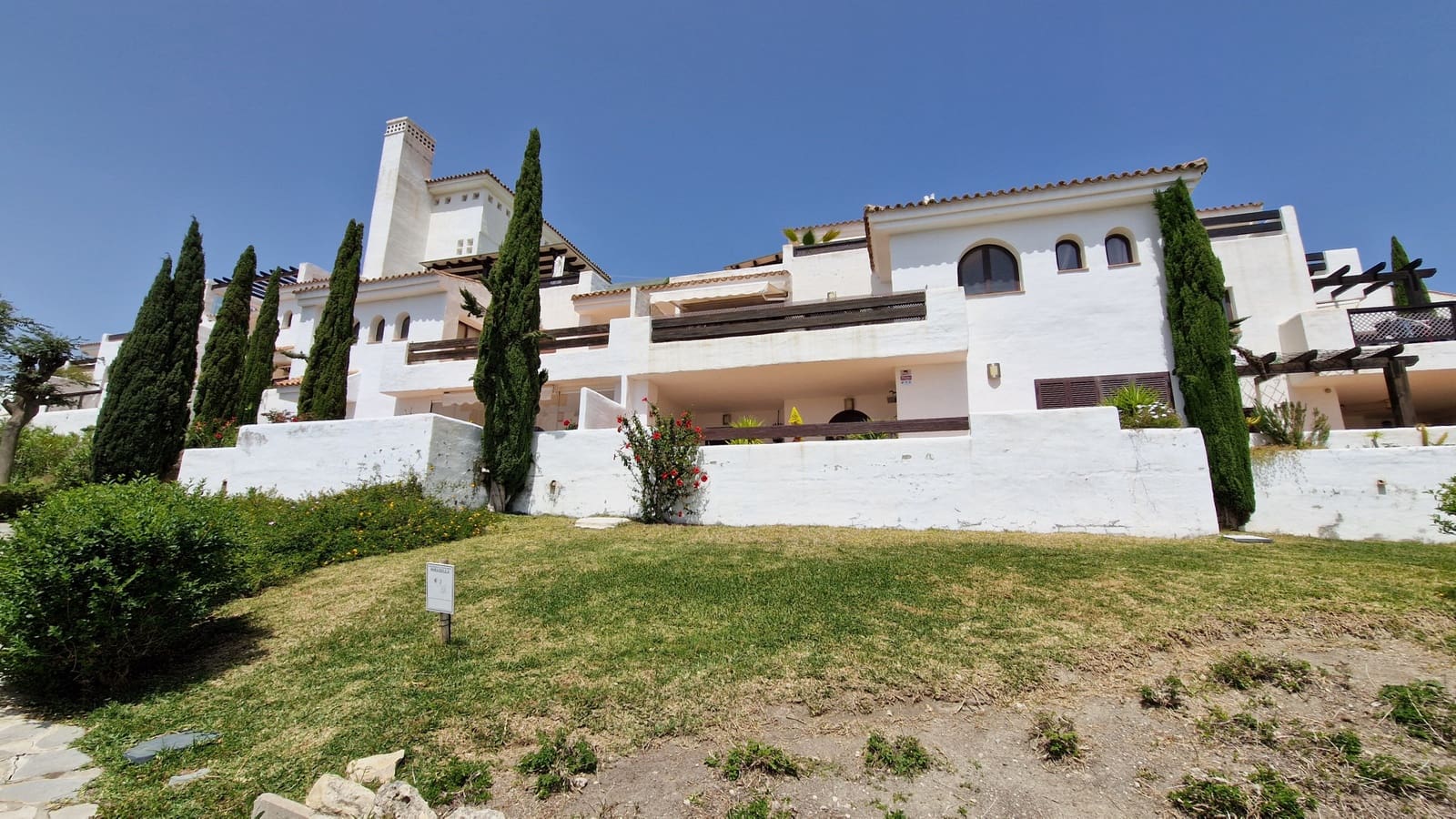 2 bedroom Penthouse for sale in Casares with pool garage - € 499,000 (Ref: 9097271)