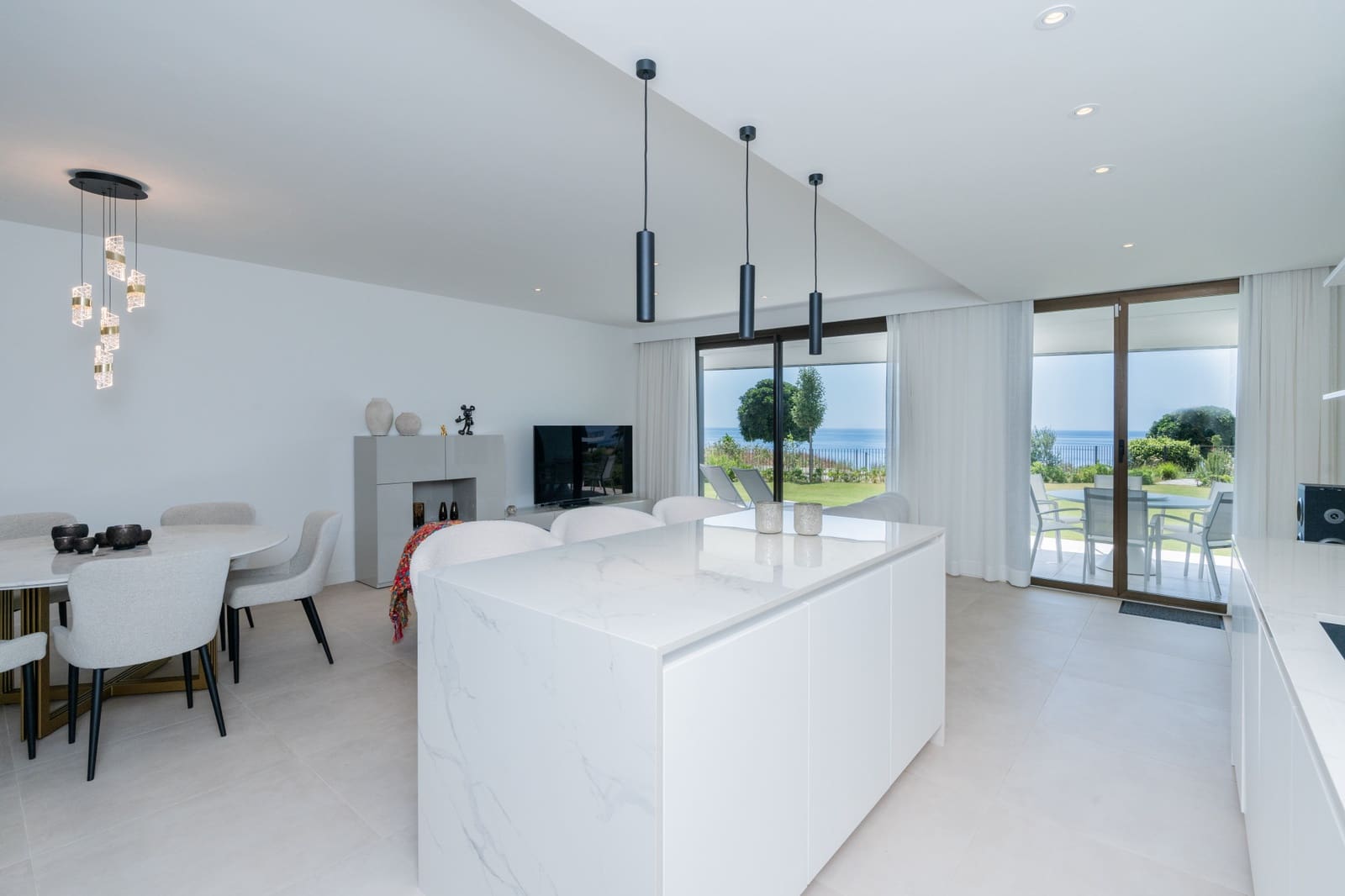 3 bedroom Apartment for sale in Casares with pool garage - € 729,000 (Ref: 9103602)