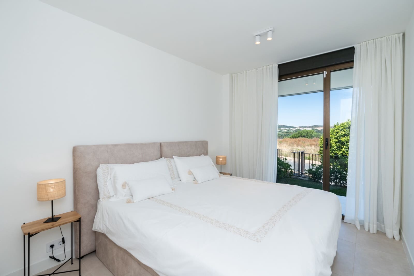 3 bedroom Apartment for sale in Casares with pool garage - € 729,000 (Ref: 9103602)