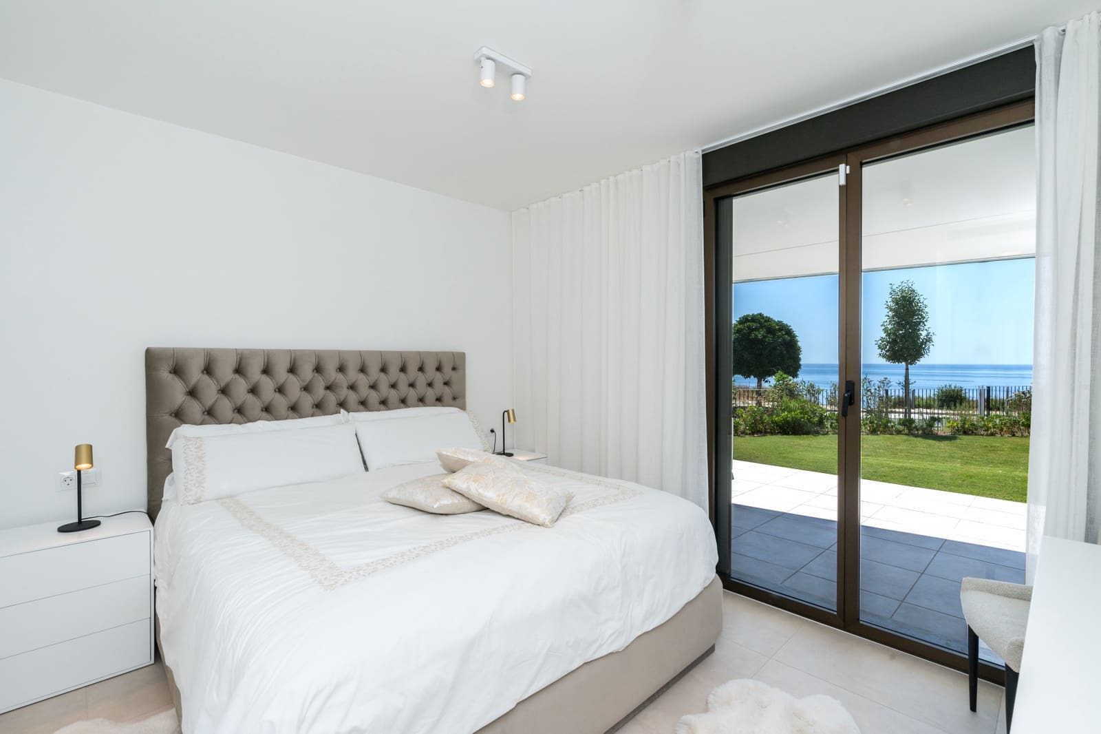 3 bedroom Apartment for sale in Casares with pool garage - € 729,000 (Ref: 9103602)
