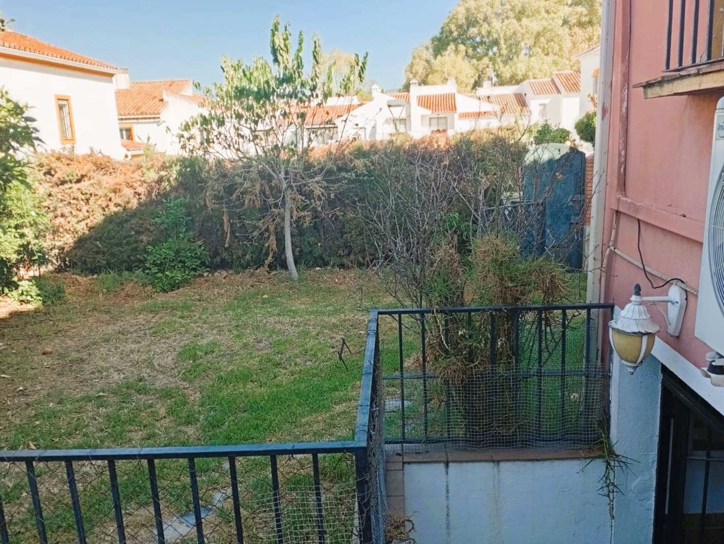 3 soveværelse Semi-Rækkehus til salg i New Golden Mile med garage - € 535.000 (Ref: 9111616)