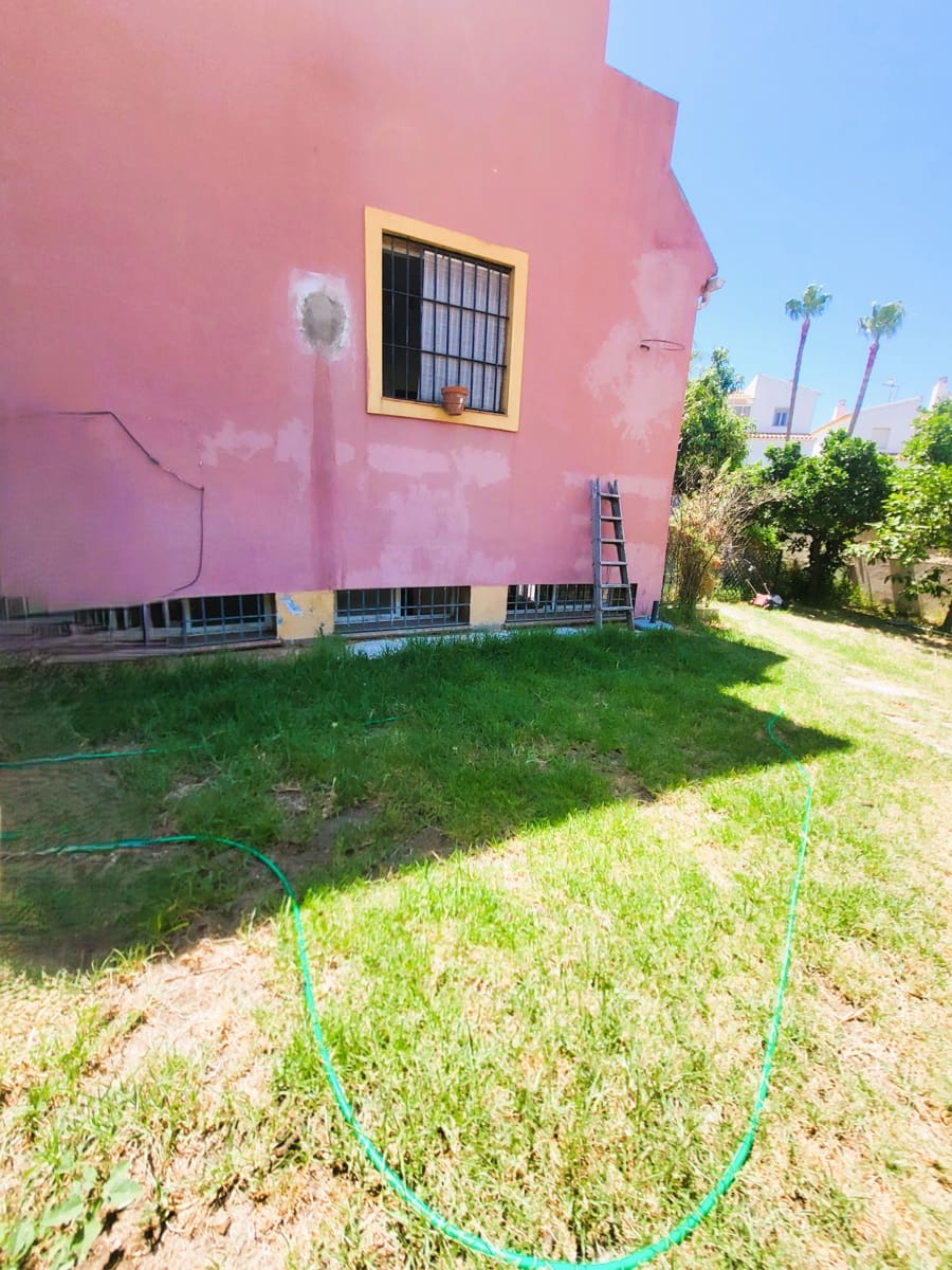 3 soveværelse Semi-Rækkehus til salg i New Golden Mile med garage - € 535.000 (Ref: 9111616)