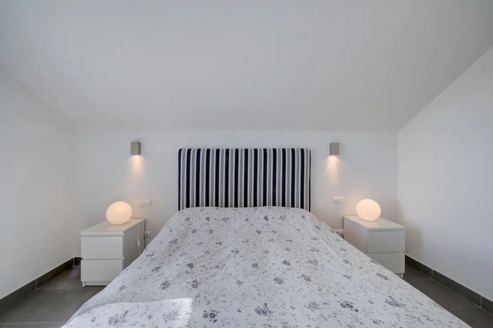 6 bedroom Villa for sale in San Luis de Sabinillas with pool garage - € 2,500,000 (Ref: 9131436)