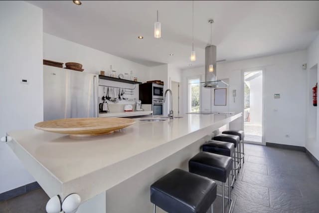 6 camera da letto Villa in vendita in San Luis de Sabinillas, Manilva con piscina garage - 2.500.000 € (Rif: 9131436)
