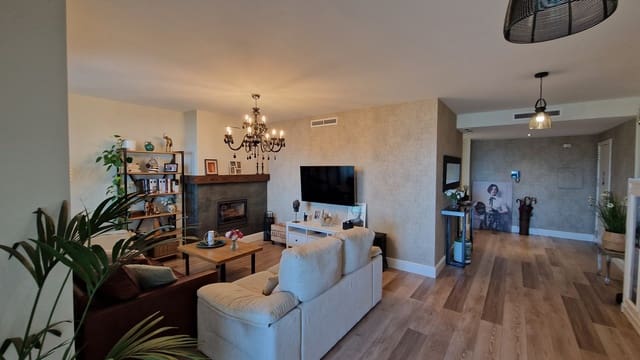 3 bedroom Apartment for sale in Altos de Estepona, Estepona with pool garage - € 860,000 (Ref: 9138304)