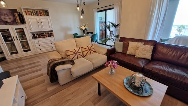 3 bedroom Apartment for sale in Altos de Estepona, Estepona with pool garage - € 860,000 (Ref: 9138304)