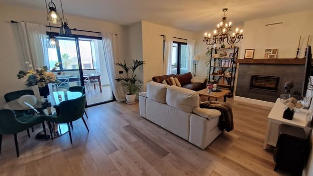 3 bedroom Apartment for sale in Altos de Estepona, Estepona with pool garage - € 860,000 (Ref: 9138304)