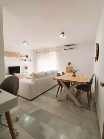 Apartamento de 2 habitaciones en Estepona en venta - 269.900 € (Ref: 9161872)