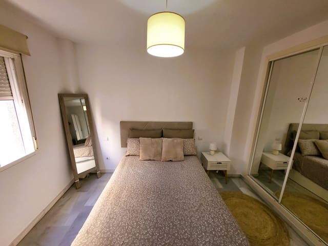 Apartamento de 2 habitaciones en Estepona en venta - 269.900 € (Ref: 9161872)