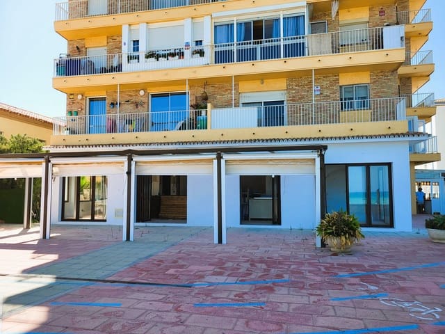 Restaurant/Bar til salg i San Luis de Sabinillas, Manilva - € 1.200.000 (Ref: 9182010)