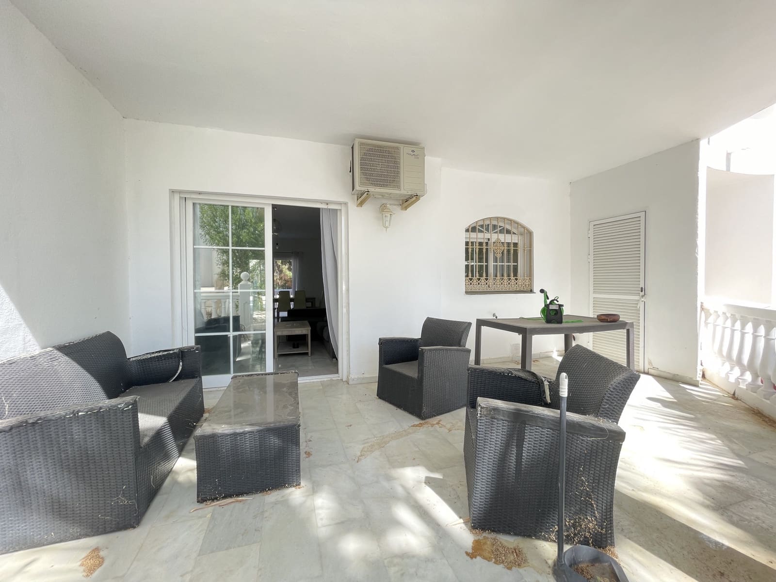 2 chambre Appartement à vendre à Estepona avec piscine garage - 239 000 € (Ref: 9191907)