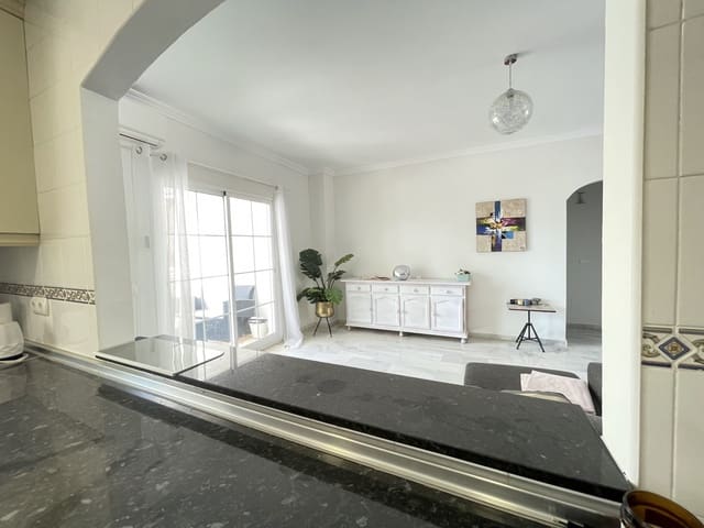 2 chambre Appartement à vendre à Estepona Golf, Estepona avec piscine garage - 239 000 € (Ref: 9191907)