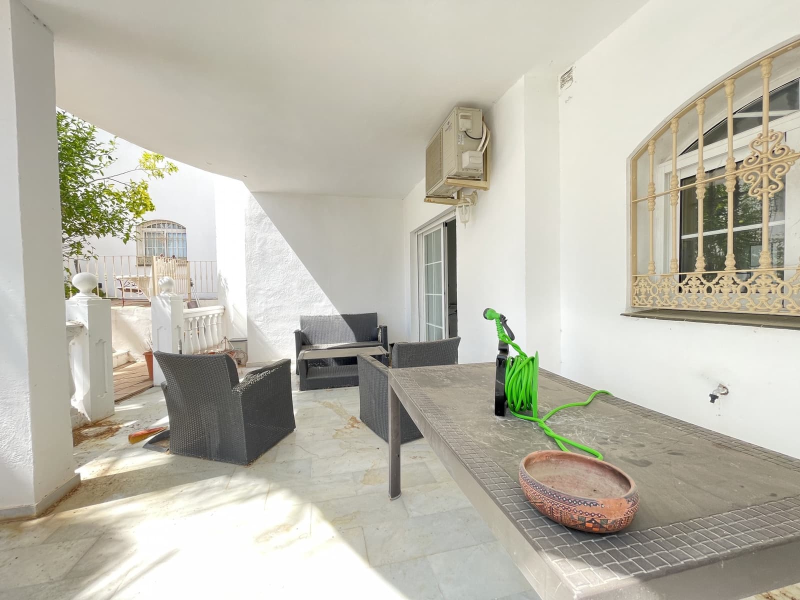 2 chambre Appartement à vendre à Estepona avec piscine garage - 239 000 € (Ref: 9191907)