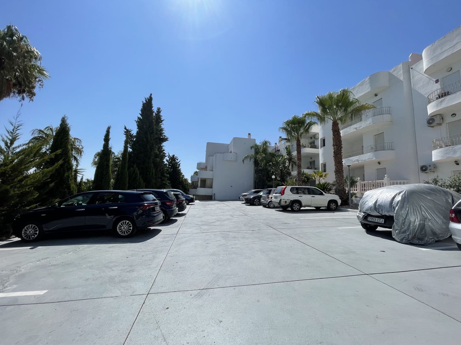 2 chambre Appartement à vendre à Estepona avec piscine garage - 239 000 € (Ref: 9191907)