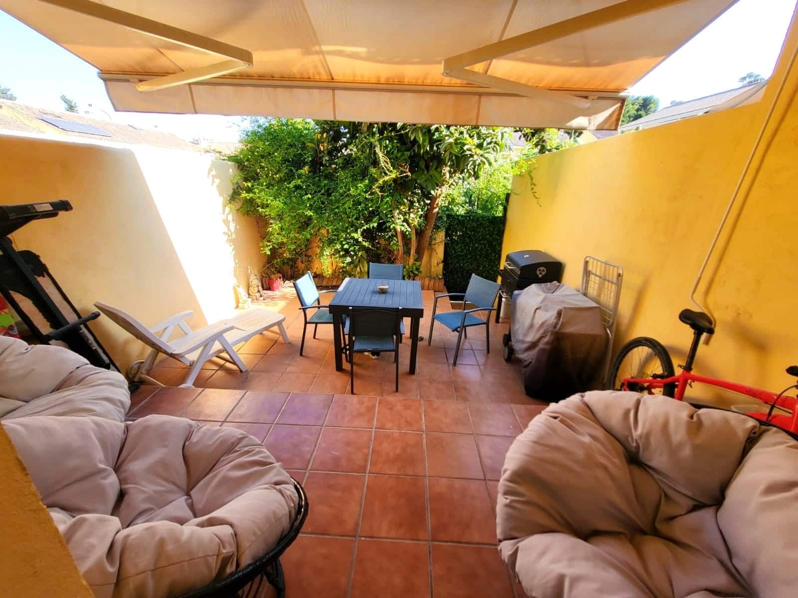 3 bedroom Townhouse for sale in El Padron with pool - € 348,000 (Ref: 9201977)
