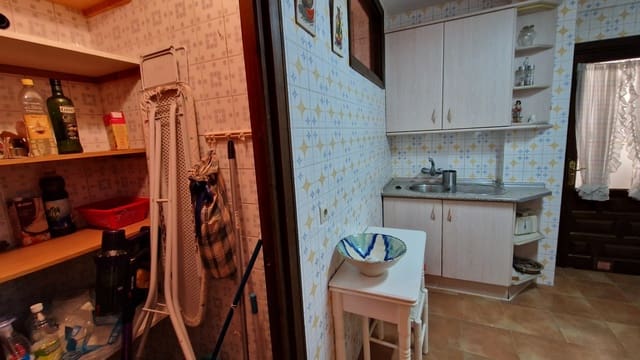 3 soveværelse Lejlighed til salg i Centro, Estepona - € 330.000 (Ref: 9223728)