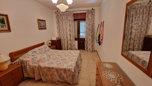 3 soveværelse Lejlighed til salg i Centro, Estepona - € 330.000 (Ref: 9223728)
