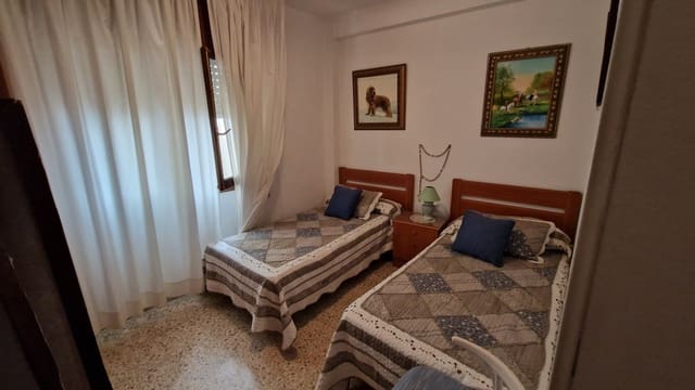 3 soveværelse Lejlighed til salg i Centro, Estepona - € 330.000 (Ref: 9223728)