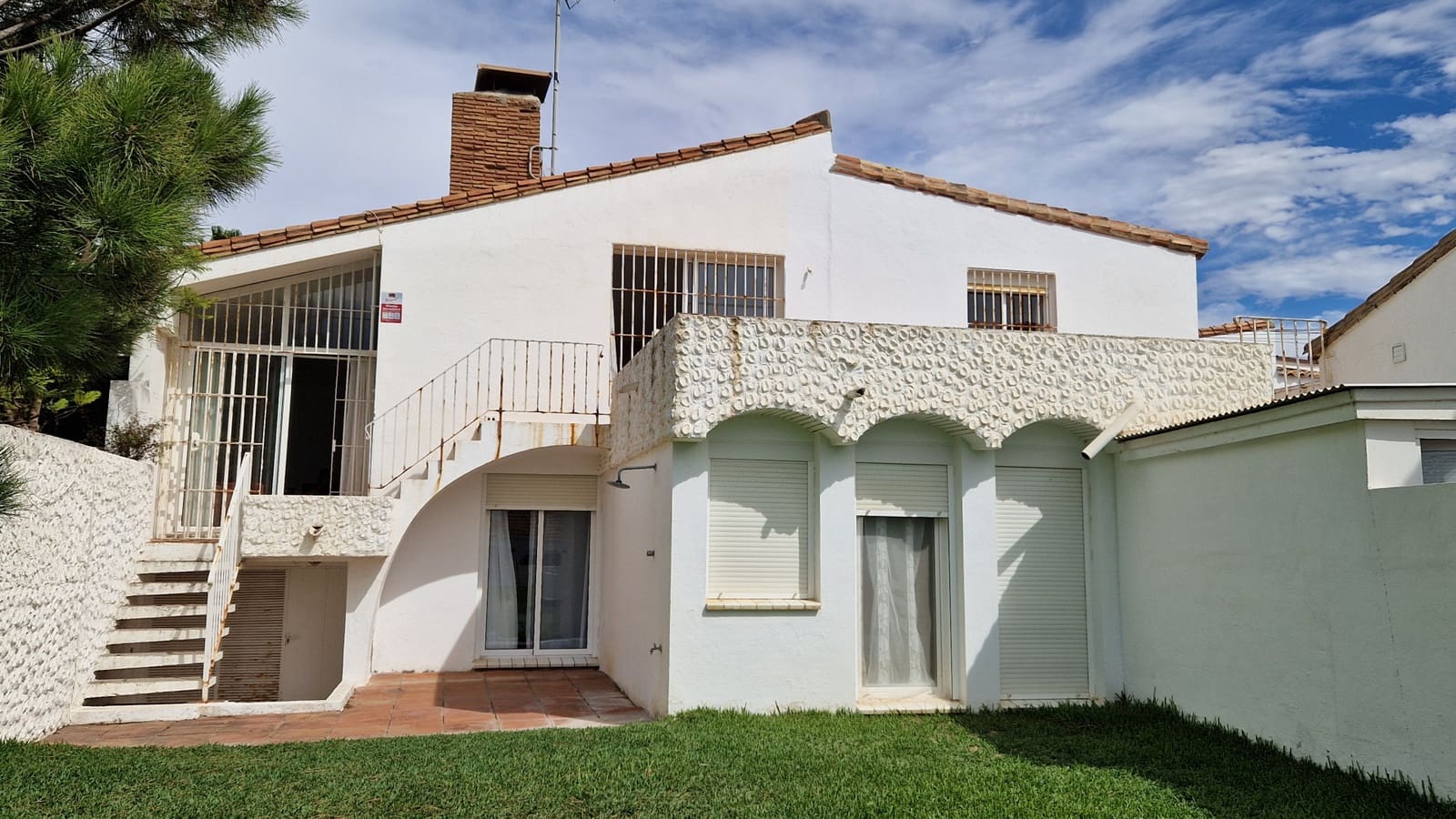 3 soveværelse Semi-Rækkehus til salg i Bahia Dorada med swimmingpool - € 499.000 (Ref: 9223729)