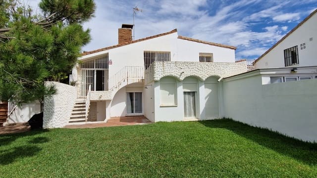 3 soveværelse Semi-Rækkehus til salg i Bahía Dorada, Estepona med swimmingpool - € 499.000 (Ref: 9223729)