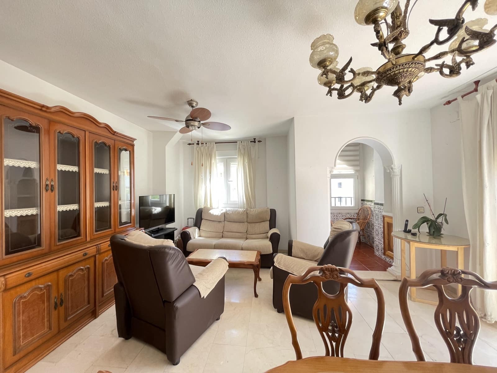 3 chambre Appartement à vendre à Estepona avec piscine garage - 450 000 € (Ref: 9228031)