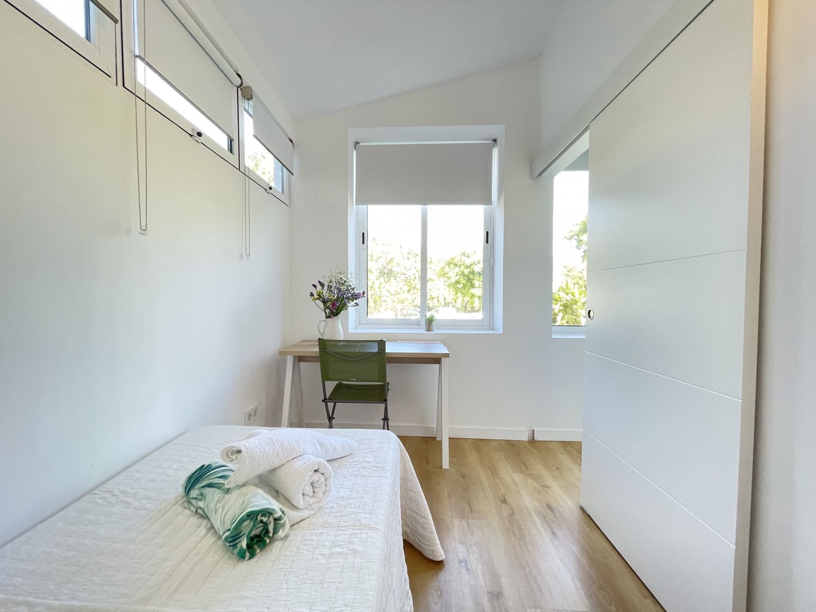 2 bedroom Apartment for sale in Bahia Dorada with pool garage - € 267,000 (Ref: 9230690)