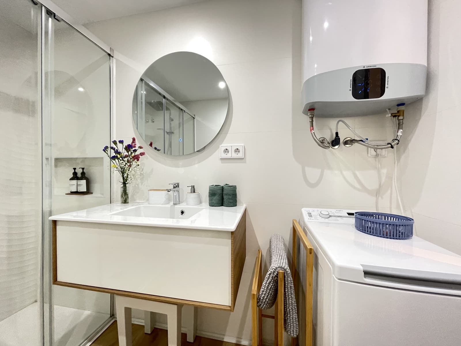 2 bedroom Apartment for sale in Bahia Dorada with pool garage - € 267,000 (Ref: 9230690)