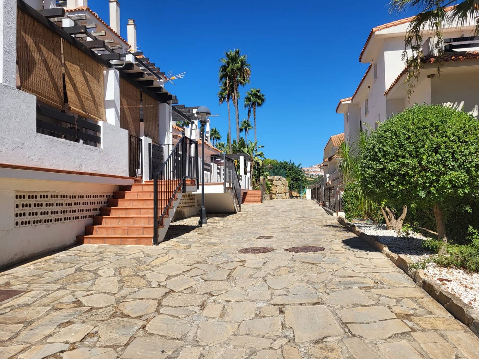 Apartamento de 2 habitaciones en Manilva en venta con piscina garaje - 240.000 € (Ref: 9231965)