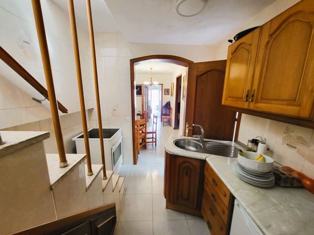 Apartamento de 2 habitaciones en Estepona en venta - 330.000 € (Ref: 9242447)