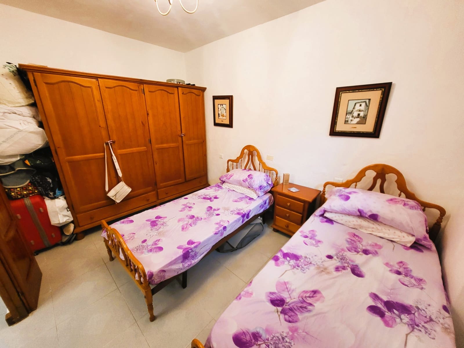 Apartamento de 2 habitaciones en Estepona en venta - 330.000 € (Ref: 9242447)