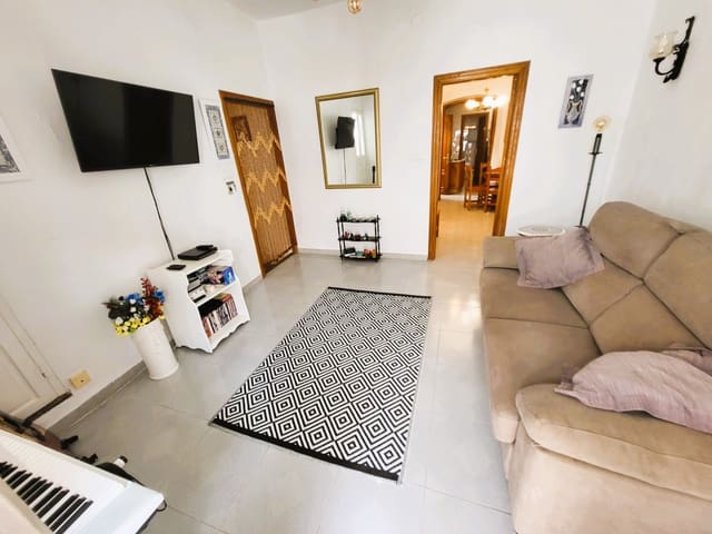 Apartamento de 2 habitaciones en Estepona en venta - 330.000 € (Ref: 9242447)