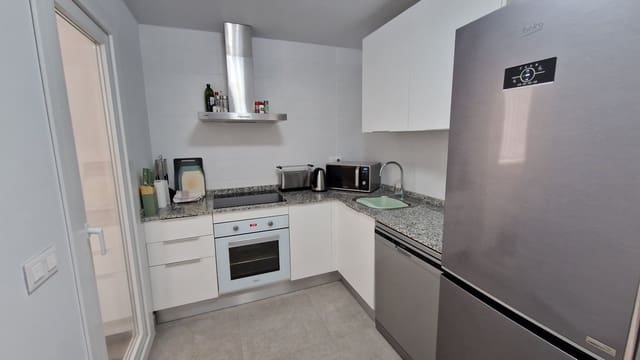 2 chambre Appartement à vendre à Estepona avec piscine garage - 380 000 € (Ref: 9256381)