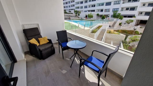 2 Zimmer Apartment zu verkaufen in Estepona mit Pool Garage - 369.000 € (Ref: 9256381)