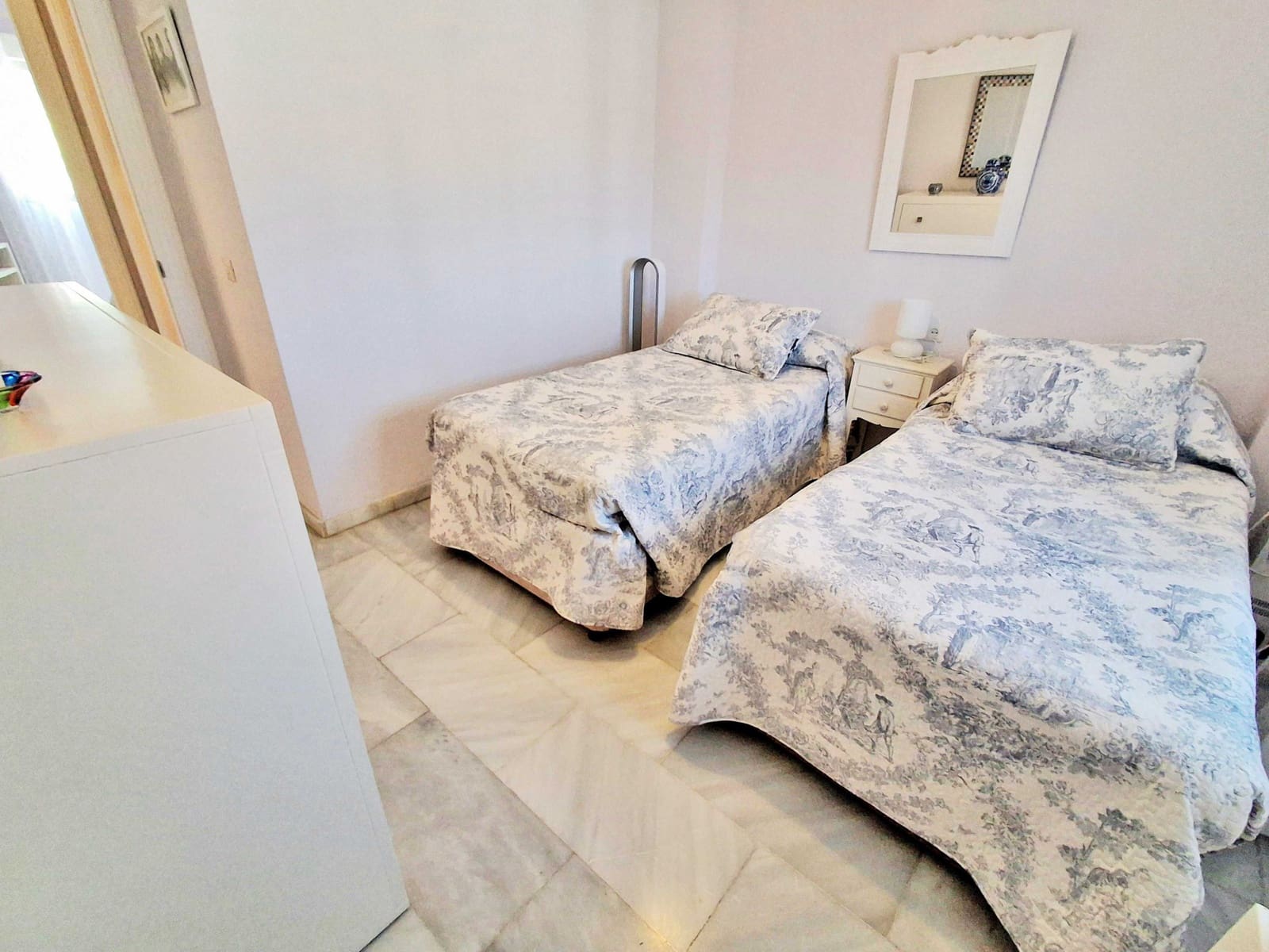 2 bedroom Apartment for sale in Manilva with garage - € 275,000 (Ref: 9289764)