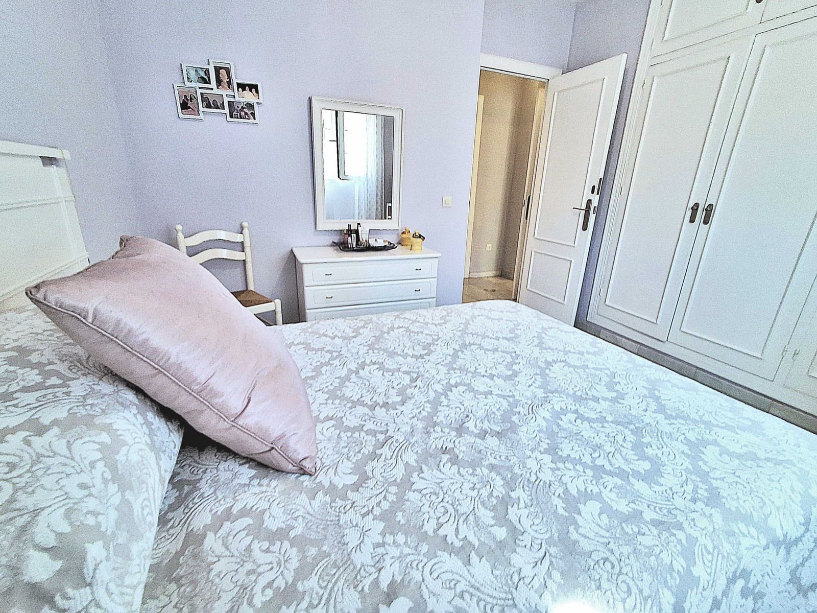 2 bedroom Apartment for sale in Manilva with garage - € 275,000 (Ref: 9289764)