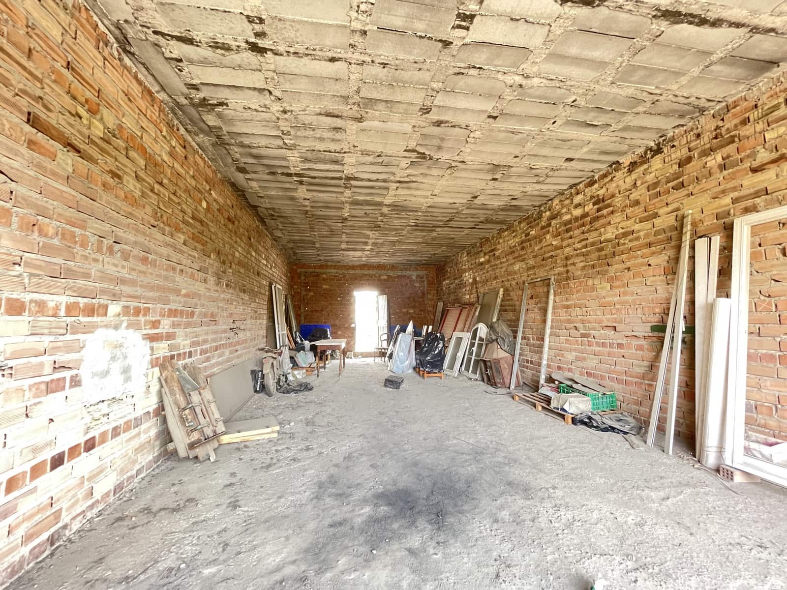 Komercyjne na sprzedaż w Estepona - 175 600 € (Ref: 9312063)